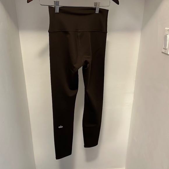 Alo 7/8 High-Waist Airlift Legging - Picture 2 of 3